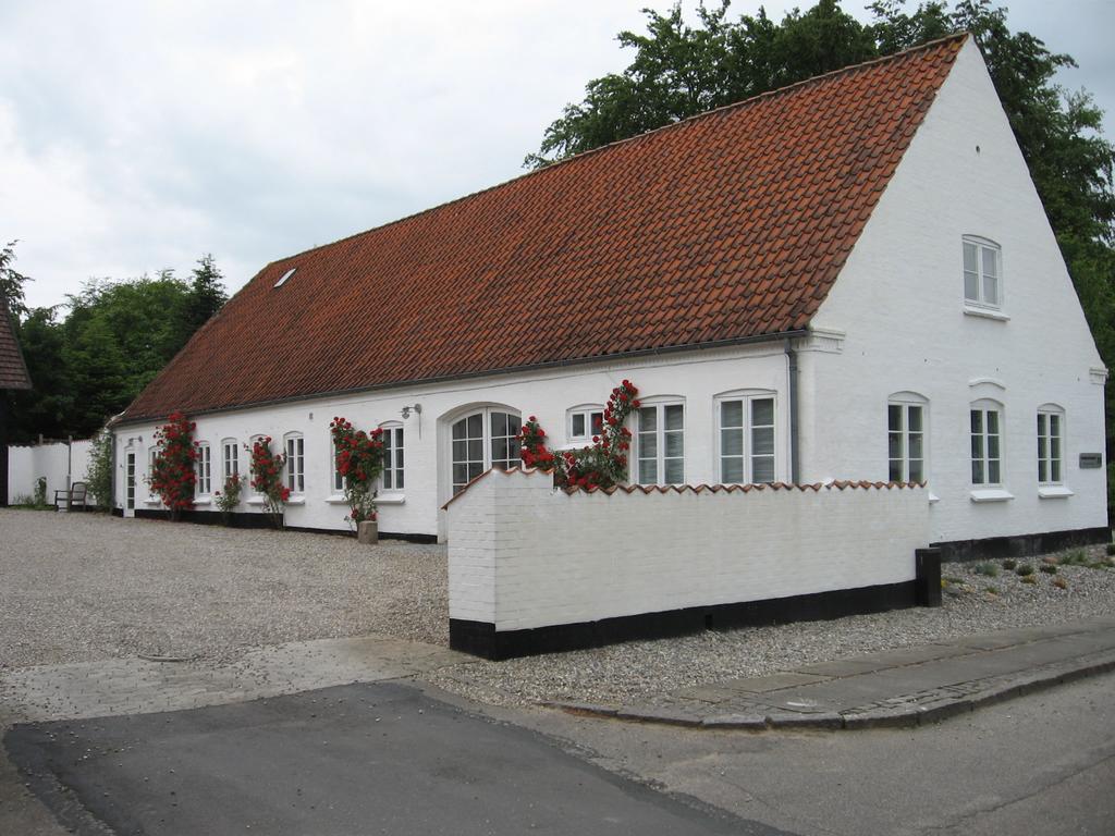 Skovridergaardens Ferielejligheder Aabenraa Rum bild